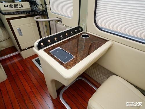 丰田考斯特17座多少钱考斯特17座豪华版配置(图6)